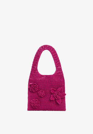 Fuksia heegeldatud käekott ümarate nurkadega ristkülikukujuline, millel on ees neli dekoratiivset lilleapplikaati.