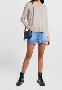 YAS Sweter