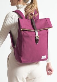 SOULEWAY Malý batoh  - bordeaux rot