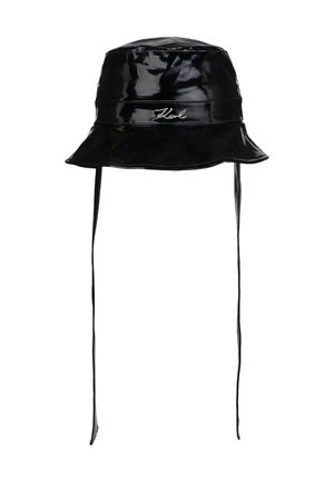 Sombrero tipo bucket negro brillante con largas tiras para sujetar bajo la barbilla y un sutil logo bordado "Karl" en la banda frontal.