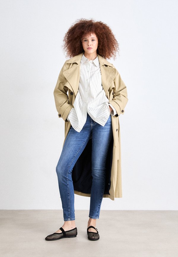 SOPHIE  - Jeans Skinny Fit - denim medium4