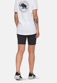 Mammut HIKING V - Friluftsshorts - black