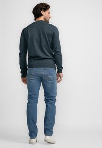 Petrol Industries - Sweter