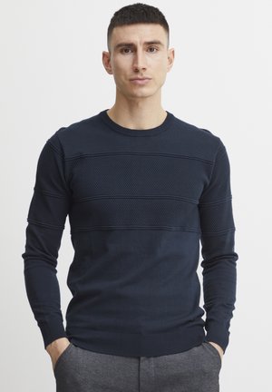 11 Project PRYANNIS FEIN O-NECK - Strickpullover - insignia blue