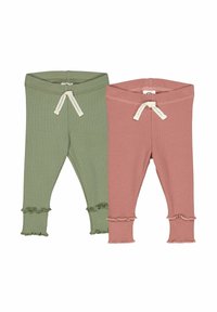 Dwie pary legginsów dziecięcych: jedne w oliwkowej zieleni z prążkowaną teksturą i falbaniastym wykończeniem, drugie w delikatnym różu z podobnymi detalami.