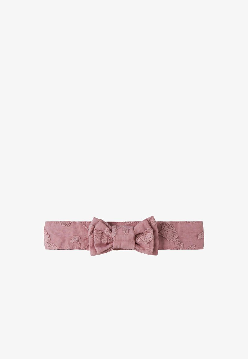 Ceinture en tissu rose avec broderie florale en relief et un grand nœud noué au centre.