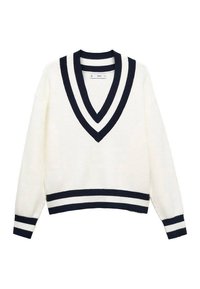 Pull en tricot blanc avec un col en V profond, double rayures bleu marine sur le col, les poignets et l'ourlet, manches longues et coupe décontractée.