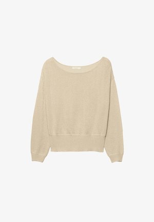 Beiger langärmeliger Strickpullover mit weitem Halsausschnitt, gerippten Bündchen und Bund, dargestellt auf weißem Hintergrund.