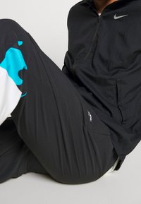 Nike Performance Giacca da running - black