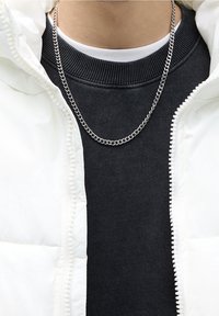 PULL&BEAR Kurtka zimowa