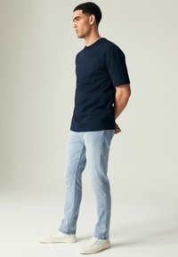 Next AUTHENTIC - Kavbojke na korenček - pale blue