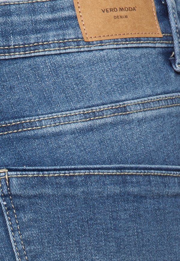 VMTANYA PIPING BUTTON  - Jeans Skinny Fit2