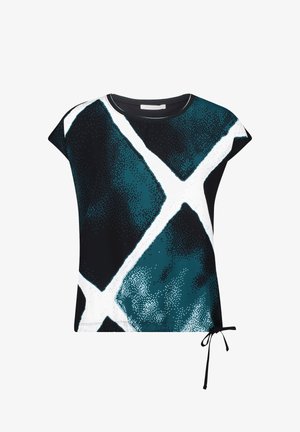 T-shirt z krótkimi rękawami w turkusowo-czarny wzór geometryczny, z białymi akcentami. Detal ze sznurkiem na dole, wykonany z miękkiego materiału.