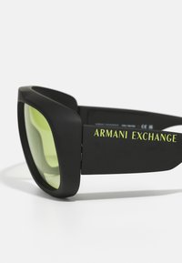 Armani Exchange Päikeseprillid - matte black/light green