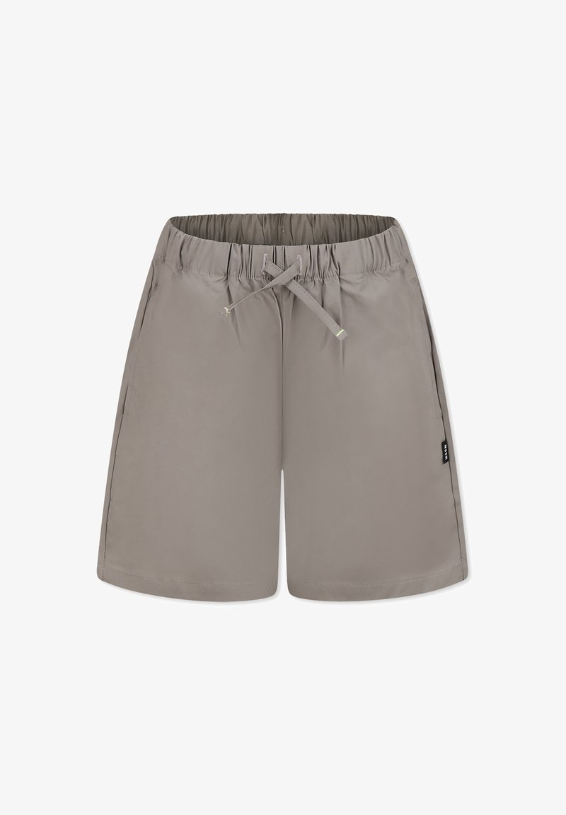 Pantaloni corti grigi realizzati in materiale leggero con vita elastica, chiusura con lacci e tasche laterali. Texture liscia e design semplice.