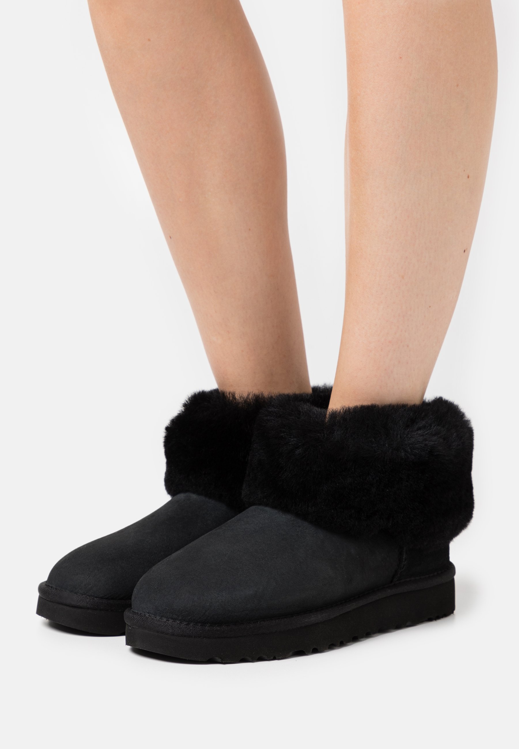 classic mini fluff uggs