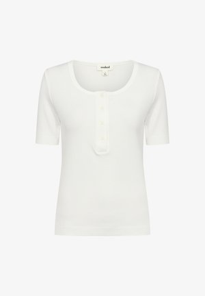 Valge ribaga lühikeste varrukatega särk, millel on ümmargune kaelus ja ees viis nööpi. Pehme puuvillane materjal.