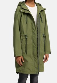 Marikoo Vinterjacka - olive