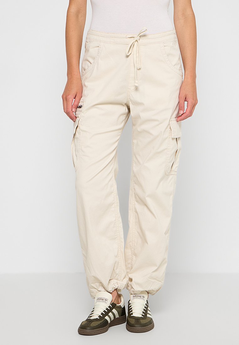 Pantalones cargo