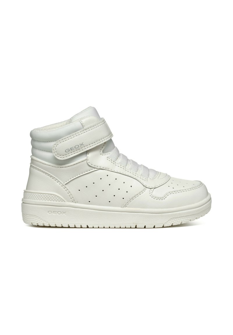 Witte hoge sneakers van glad leer met klittenbandsluiting, gewatteerde kraag, geperforeerde details en een rubberen zool voor grip.