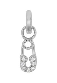 Ciondolo a forma di spilla di sicurezza argento decorato con strass trasparenti, caratterizzato da una finitura liscia e lucida e da un anello per il fissaggio nella parte superiore.