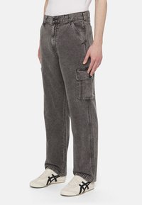 Dickies NEWINGTON - Džíny Relaxed Fit - dble dye acid wash black