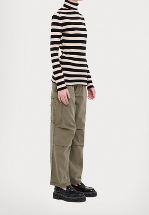 Sweter