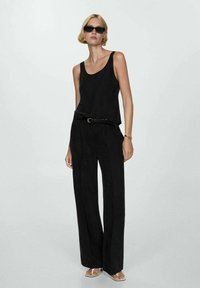 Mango Top - black