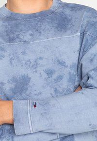 Tommy Jeans Pitkähihainen paita - dark blue