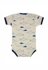 Kurzärmliger Einteiler in hellbeige mit navyblauem Fischmuster, ausgestattet mit einem Rundhalsausschnitt und navyblauen Besätzen an den Ärmeln und Beinöffnungen.