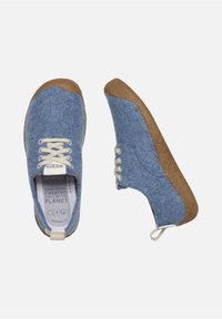 Keen MOSEY DERBY - Scarpe da camminata - blue felt birch