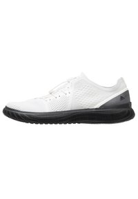 adidas by Stella McCartney Väglöparskor - white