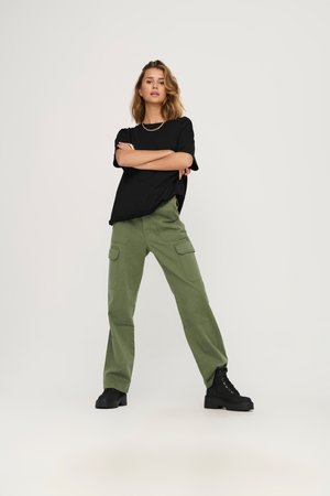 ONLMALFY PANT - Cargohose - kalamata