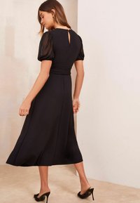 Friends Like These REGULAR FIT - PUFF SLEEVE TIE BELT - Denní šaty - black