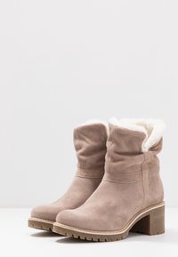 Tamaris Botines - beige
