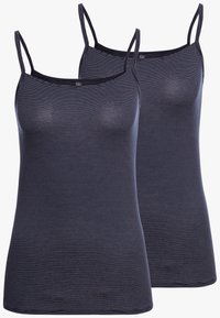 Twee tanktops in een marineblauwe kleur met dunne witte strepen, gemaakt van een zachte stof, met dunne verstelbare bandjes en een rechte halslijn.