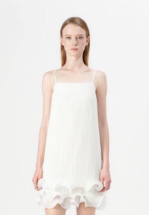 VMNOVA PLEATED DRESS - Cocktail dress / Party dress - snow white