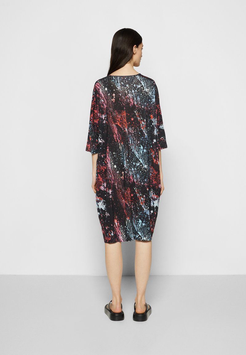 Damen Kleider | Henrik Vibskov MCPHEE Jerseykleid space night/schwarz - TJ17098 Damen Kleider | Henrik Vibskov MCPHEE Jerseykleid space night/schwarz - TJ17098