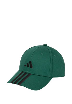 Gorra verde de tela, con visera curva, acentos negros y tres rayas negras en el panel frontal, con detalle de logo.