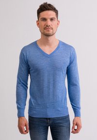 Unausgewählt, hellblau