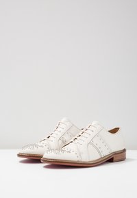 Melvin & Hamilton Šněrovací boty - white