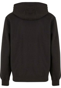 Sudadera negra con capucha que presenta una textura suave, con puños y bajo acanalados, y un diseño simple sin logotipos ni patrones visibles.