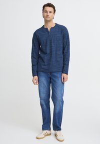 Blend BHTee - Ilgarankovis viršutinės dalies drabužis - dress blues