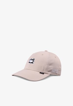 Beige Baseballkappe mit einem aufgestickten Design aus einer Kaffeetasse und einer Blume auf der Vorderseite sowie dem Text "Lazy Sunday Coffee Club" auf der Seite.
