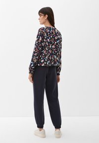s.Oliver IN ABSTRAKTEM MUSTER - Blouse - navy
