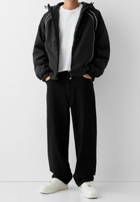 Bershka Vinterjacka - black