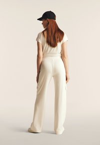 Freddy Pantalones cargo - star white