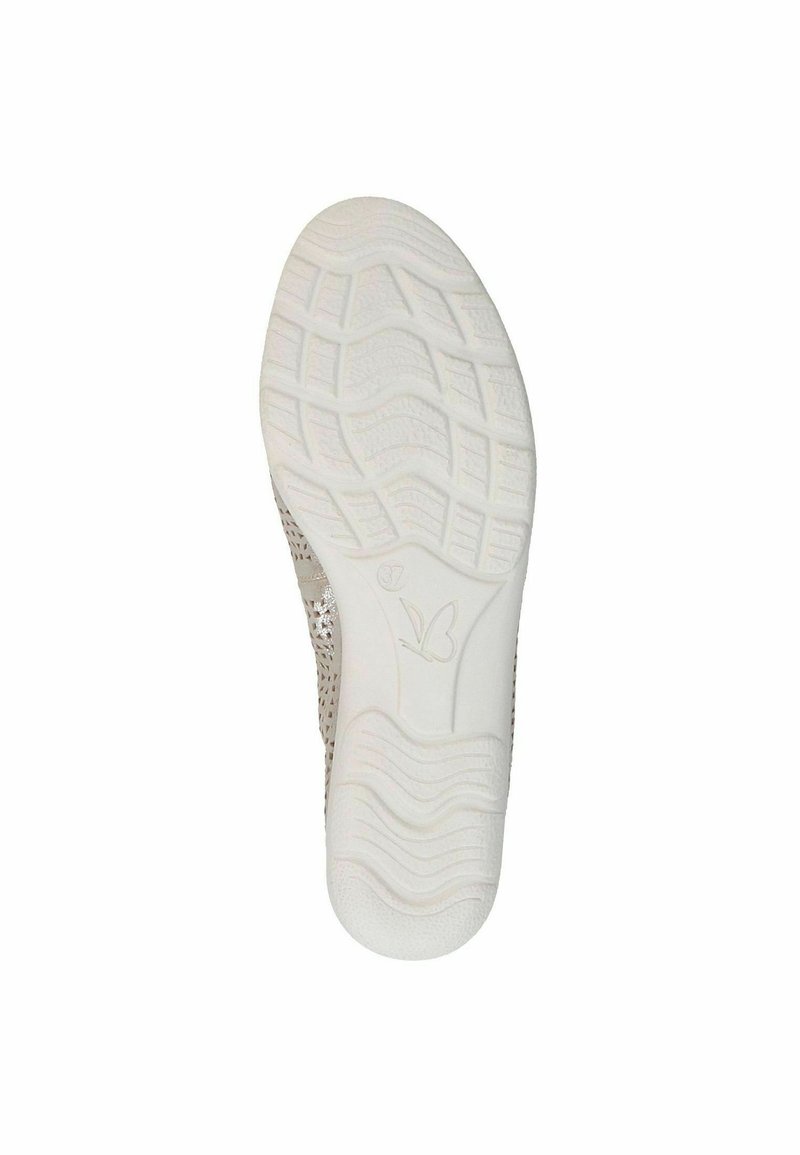 Weiße Sneaker-Sohle mit strukturiertem Grip-Muster, ausgestattet mit einem oberem Teil aus hellem Tan-Mesh und einem Branding-Detail an der Seite. Größenlabel sichtbar.