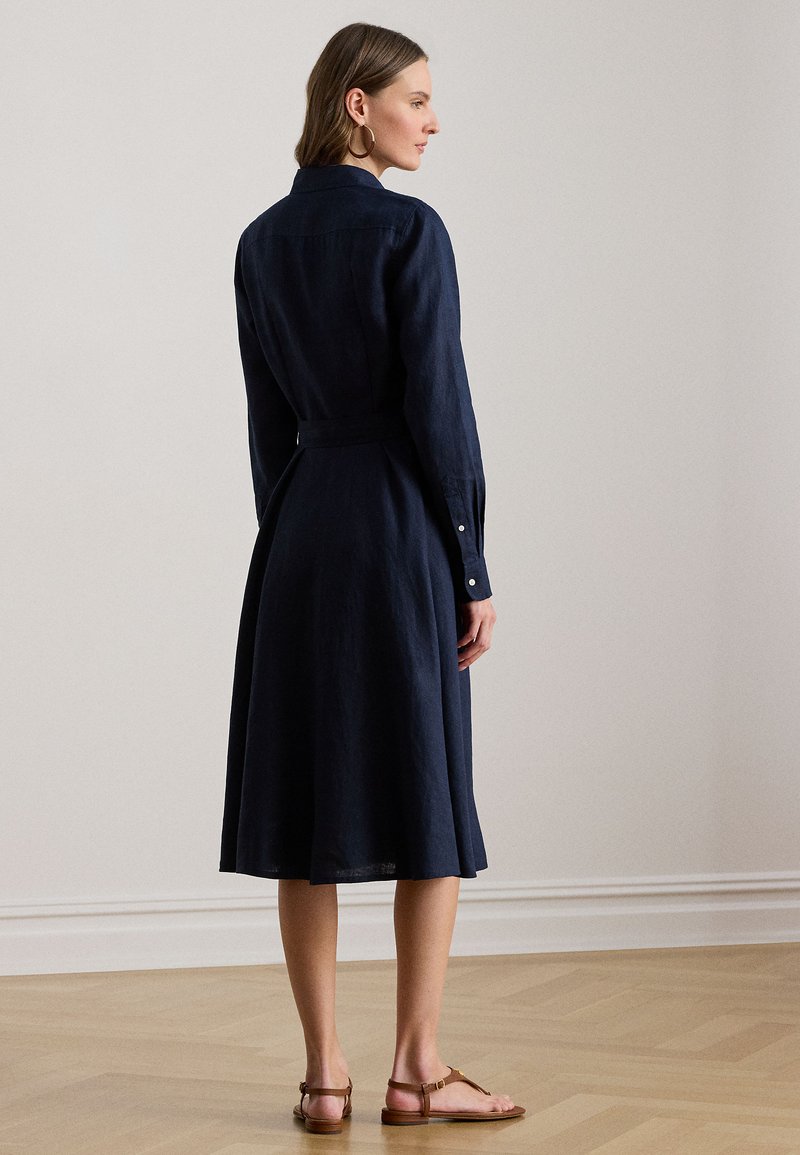 Lauren Ralph Lauren Petite BELTED LINEN SHIRTDRESS - Shirt dress - navy/dark blue - Zalando.ie Lauren Ralph Lauren Petite BELTED LINEN SHIRTDRESS - Shirt dress - navy/dark blue - Zalando.ie