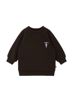Schwarzer langärmeliger Kindersweatshirt mit gerippten Bündchen und Saum, kleinem lila Eis am Stiel Grafik und Text "SCHULKIND" auf der Brust.